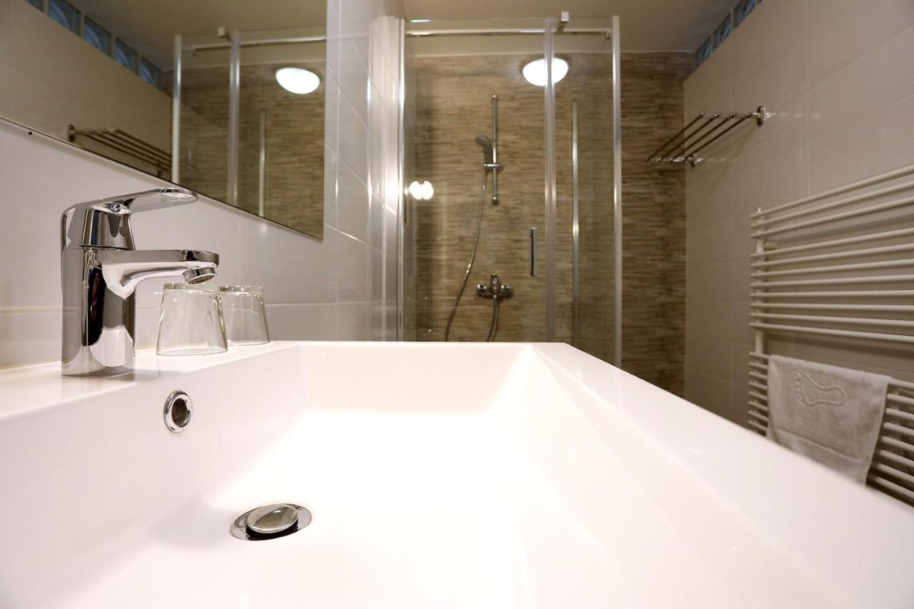 Home Apartmani I Sobe Осиек Екстериор снимка