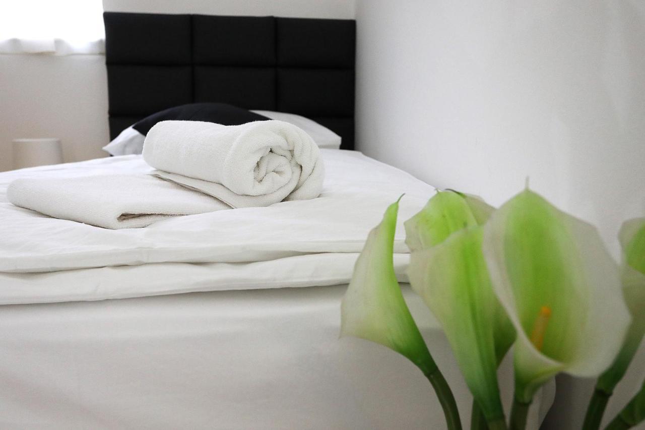 Home Apartmani I Sobe Осиек Екстериор снимка