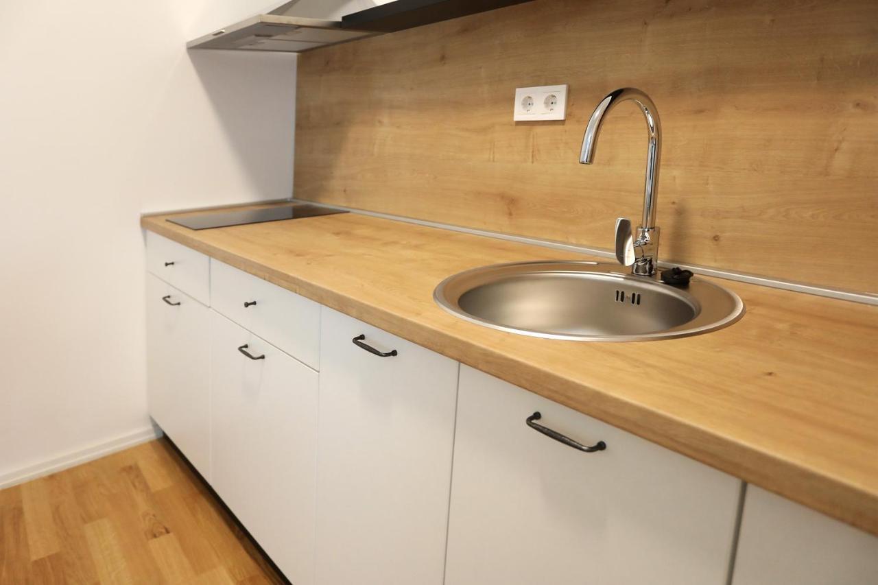 Home Apartmani I Sobe Осиек Екстериор снимка